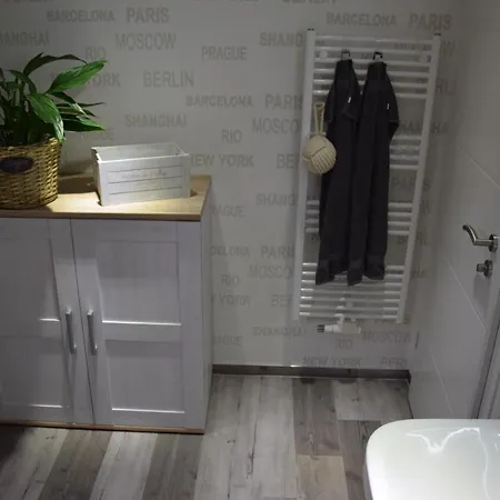 Ankerplatz Maria דירה רטקאו